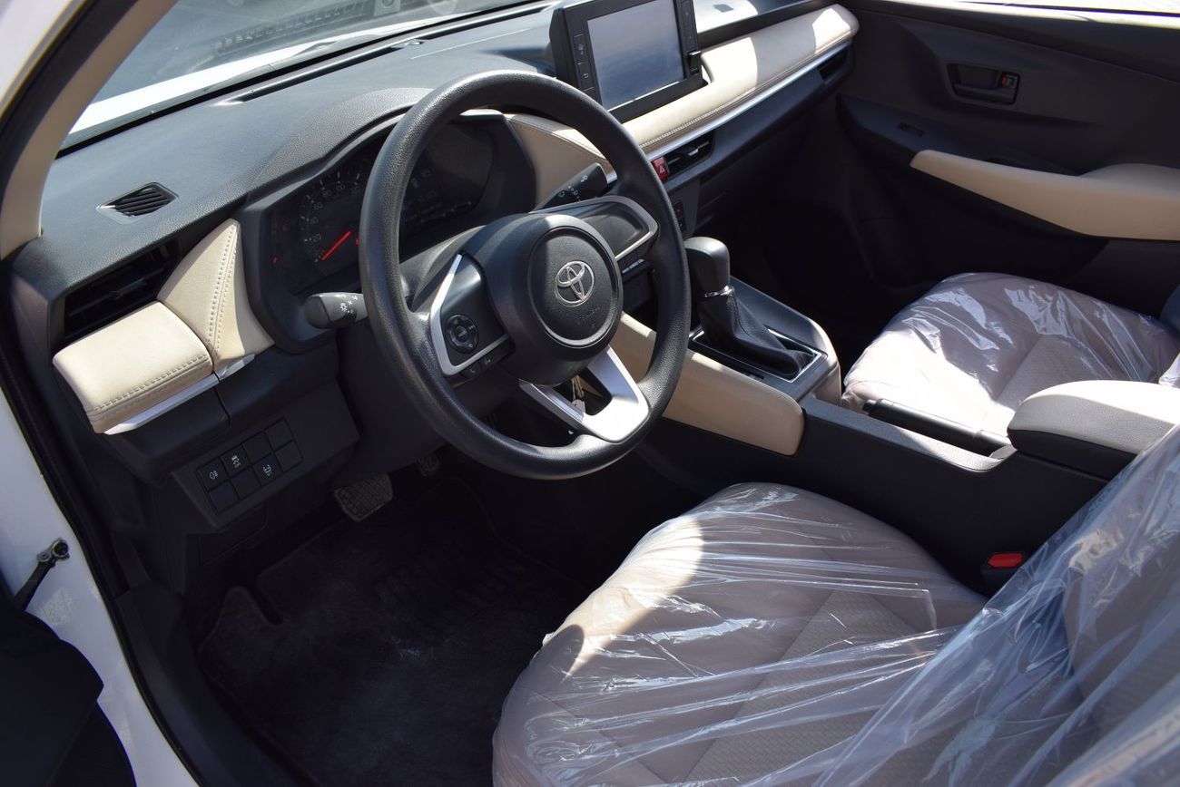 Toyota Yaris 1.5L G Toyota Yaris Sedan 1.5L , Model:2024. Only done 46000 km