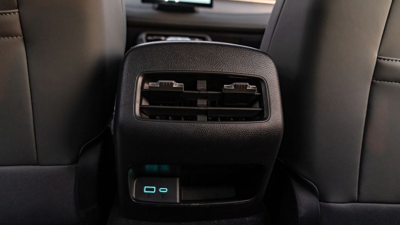 BYD QIN PLUS STD SMART DRIVE 55KM LEADING (Export only)