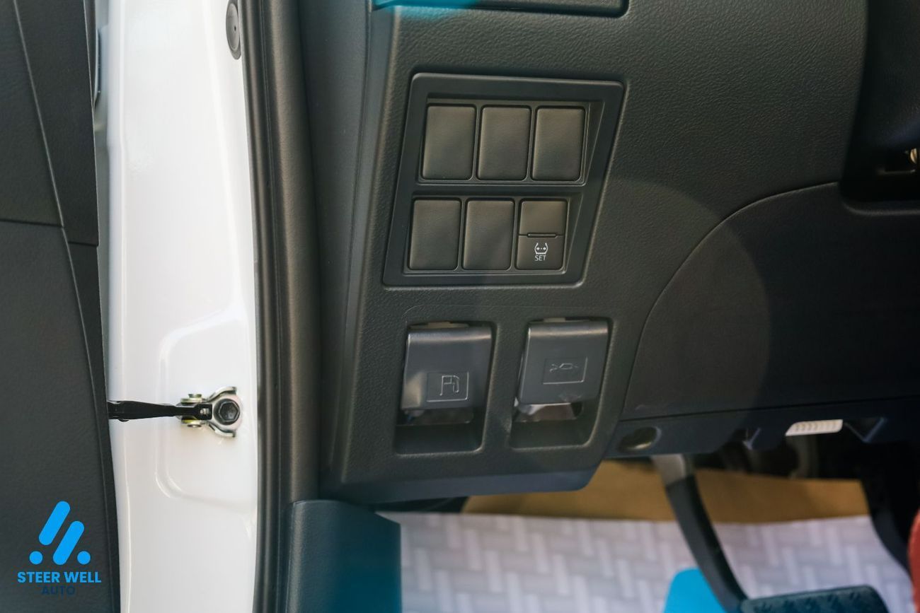 Toyota Hilux S GLX 2.7L 4WD A/T V  EXL EDITION