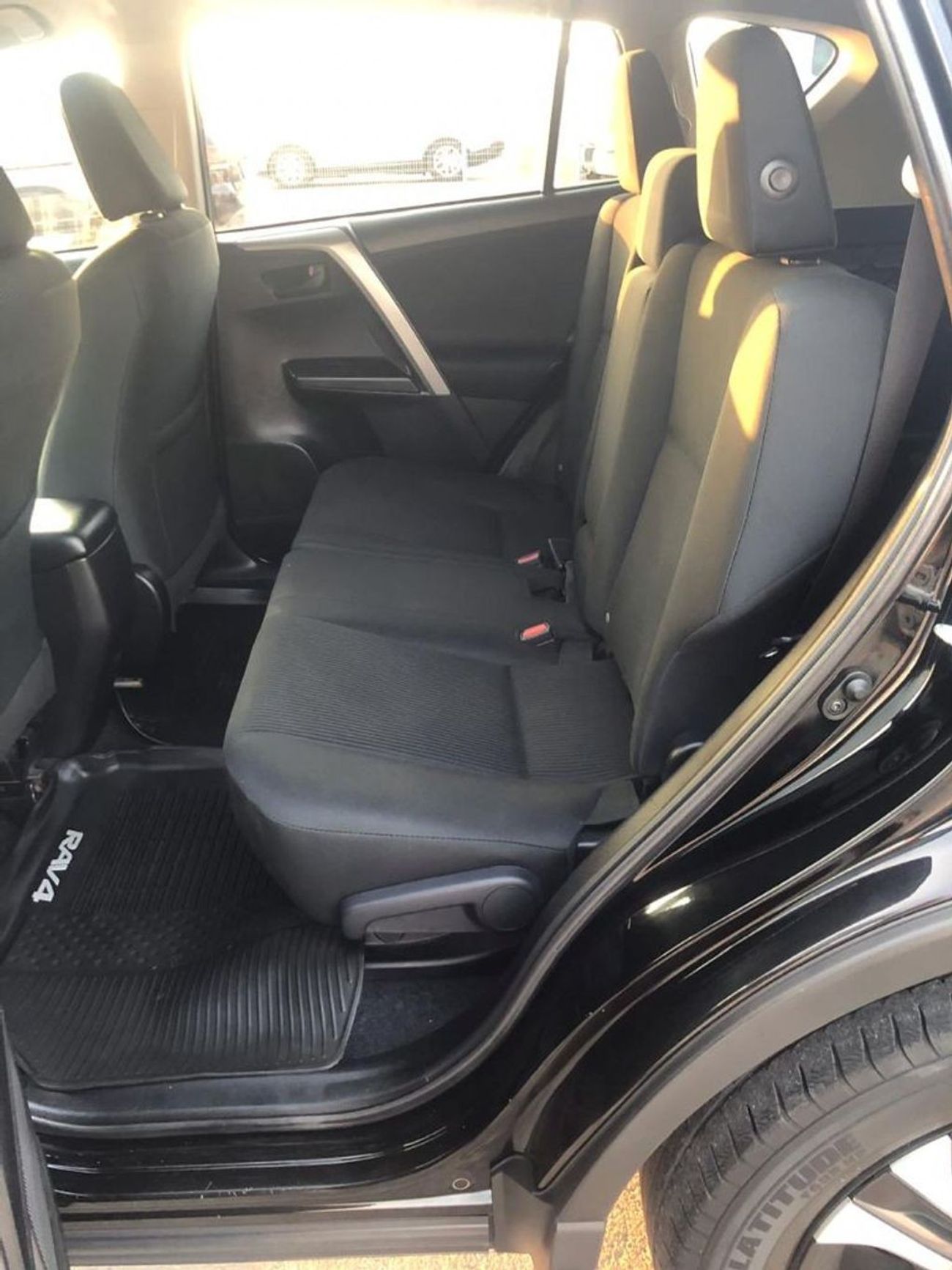 Toyota RAV4 TOYOTA RAV4 LE 2016