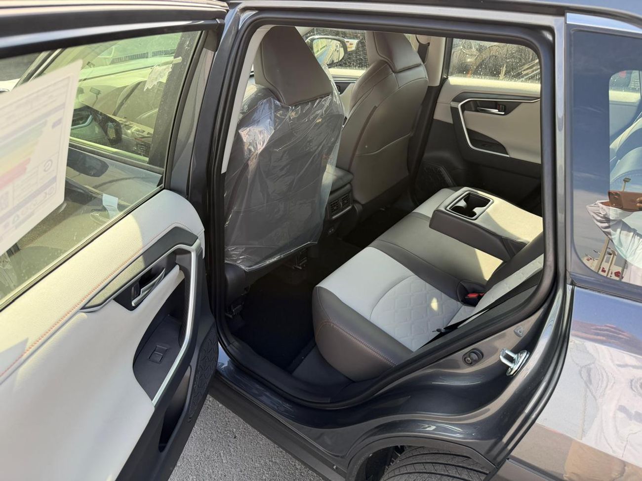 Toyota RAV4 ADVENTURE ( FOR RE-EXPORT ONLY )