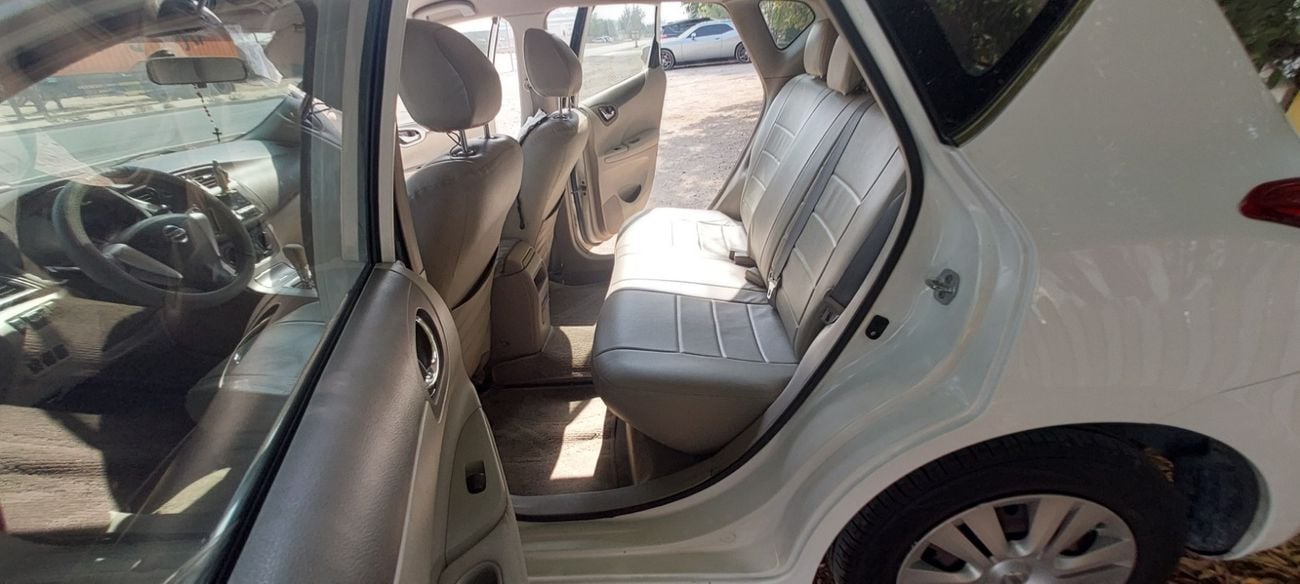 Nissan Tiida S 1.6L Hatchback