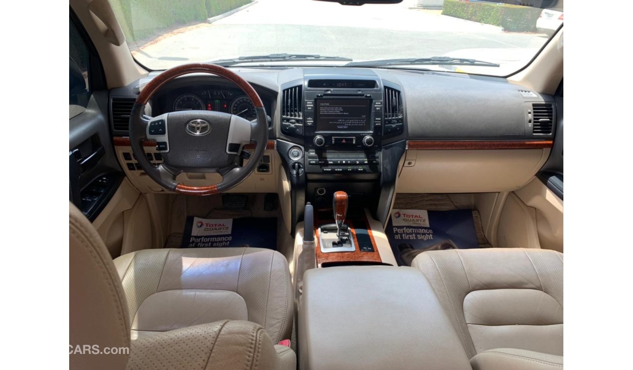 Toyota Land Cruiser Toyota landcruser GXR model2013 V8 g cc full options  km 208,000 pricce 93,000 m00971545994592