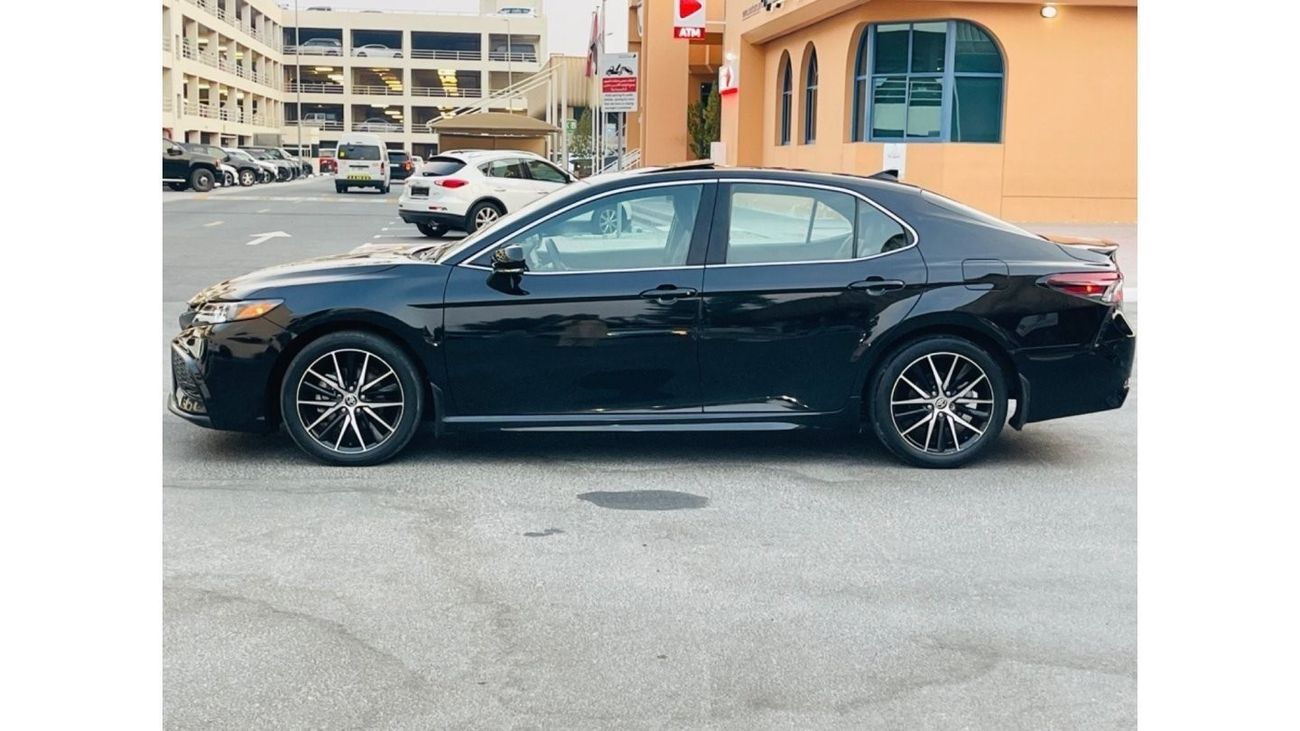 Toyota Camry 2021 CAMRY SE SUNROOF