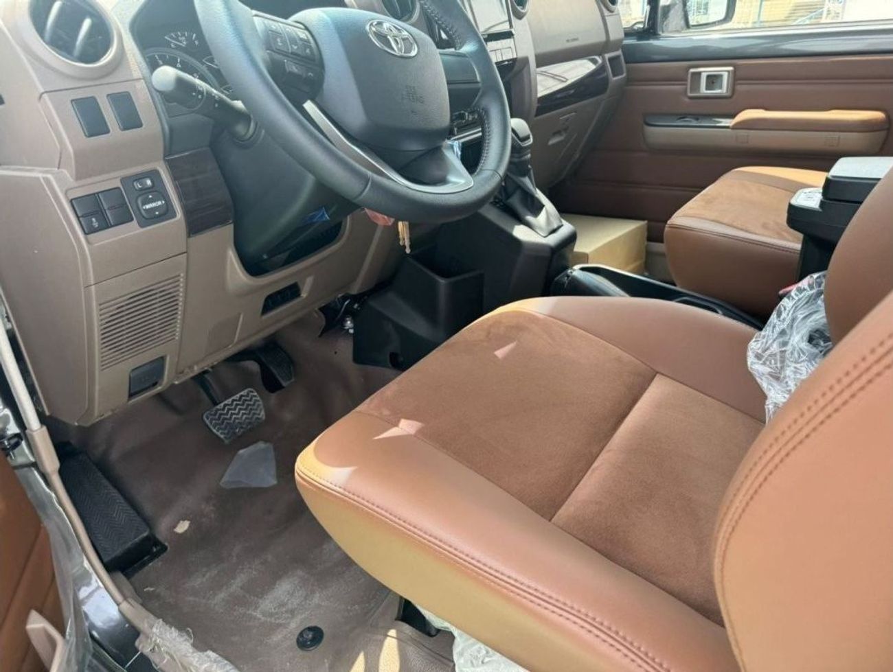 Toyota Land Cruiser Pick Up 2.8L DIESEL SINGLE CABIN AUTOMATIC 2024