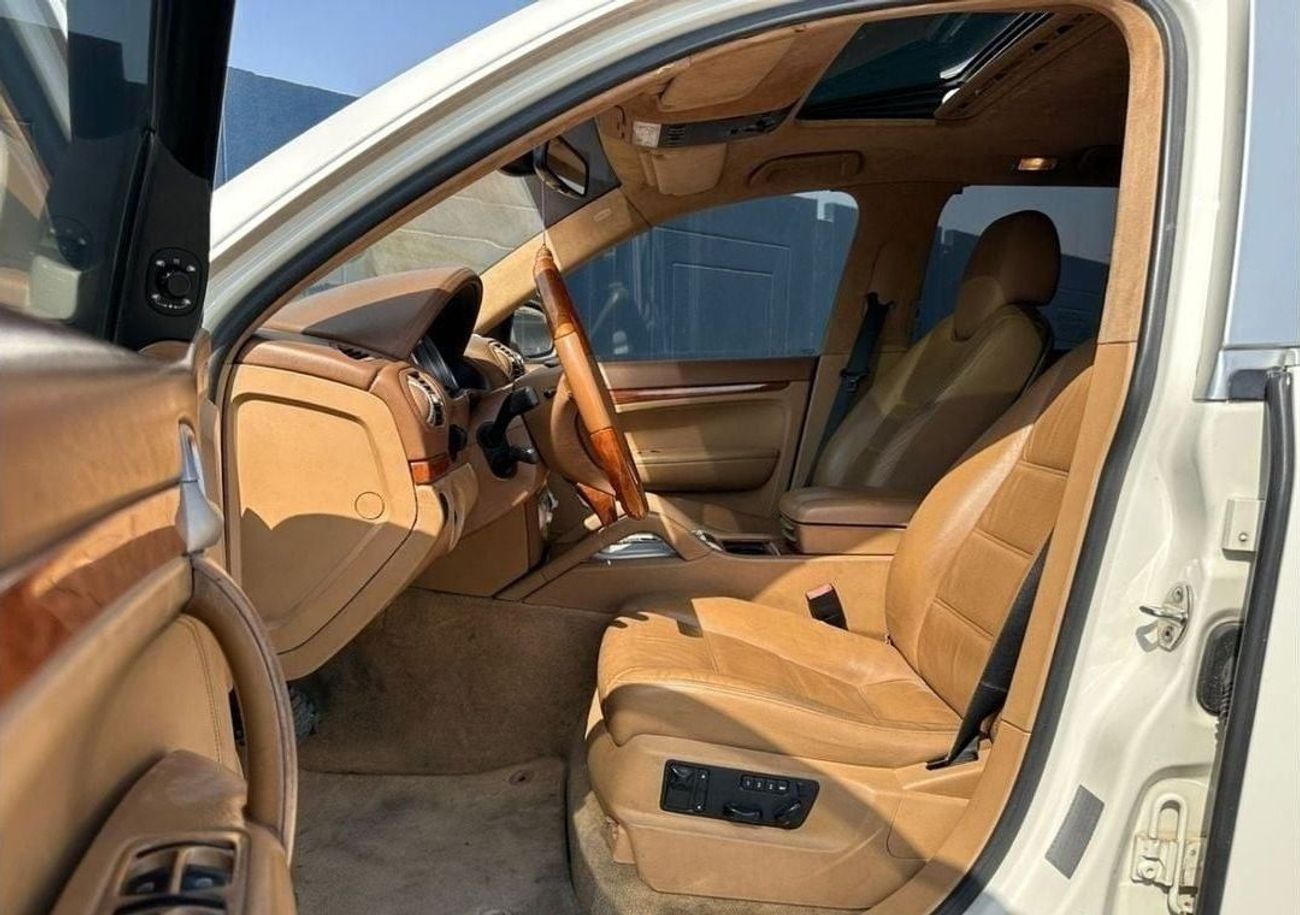 Porsche Cayenne Porsche Cayenne Turbo S | 4.5L V8 6AT (521 HP) | 2006 | GCC Specs | First Owner