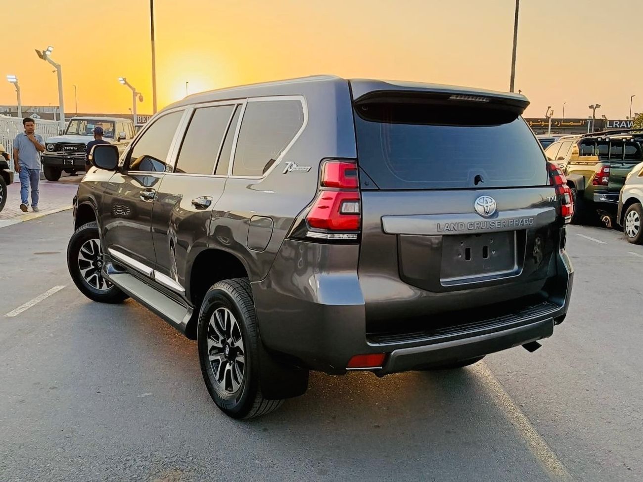 Toyota Prado Toyota Prado TXL V4 2.7 2014 Years facelift 2022