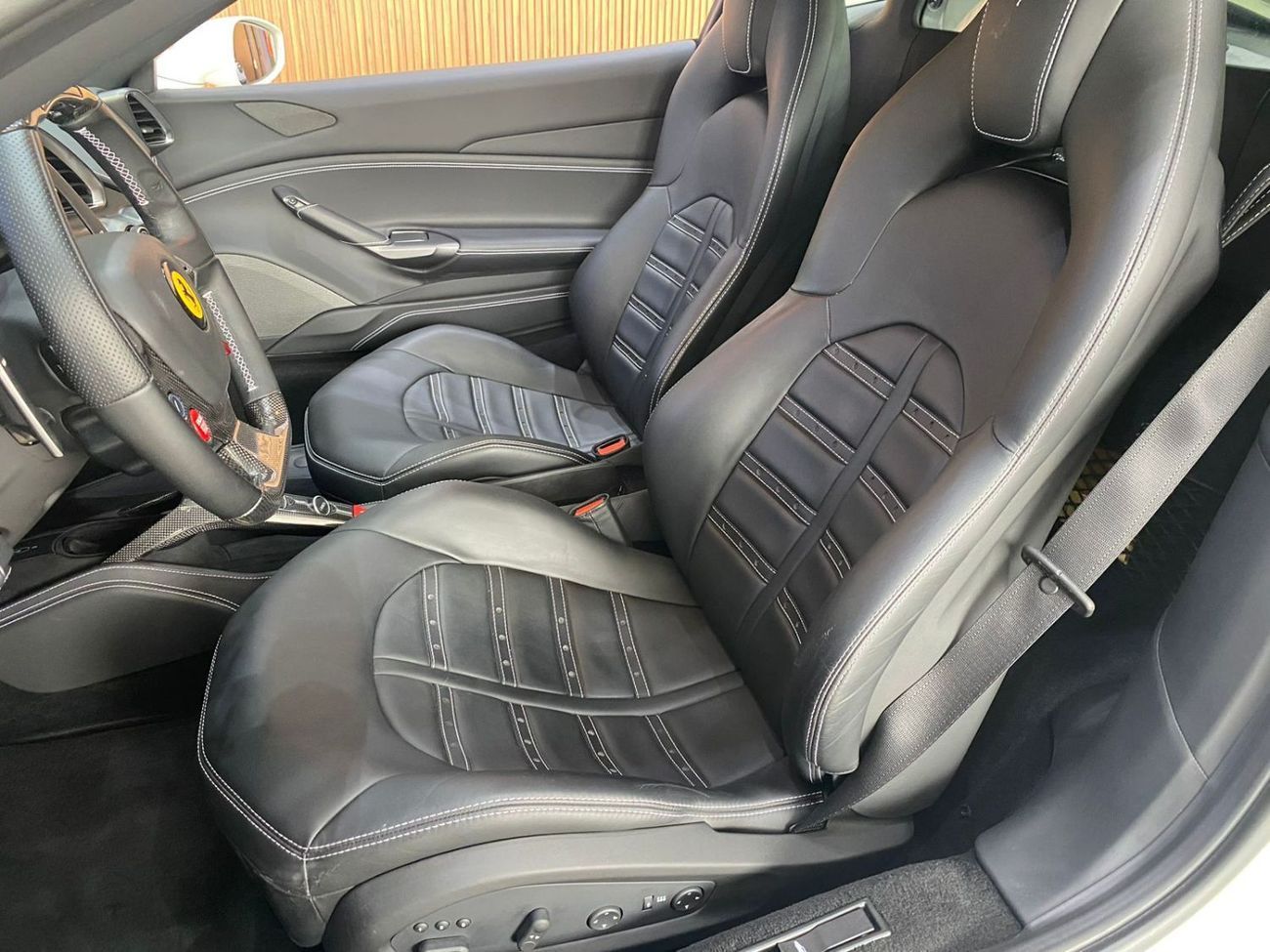 Ferrari 488 FERRARI 488 GTB | V8