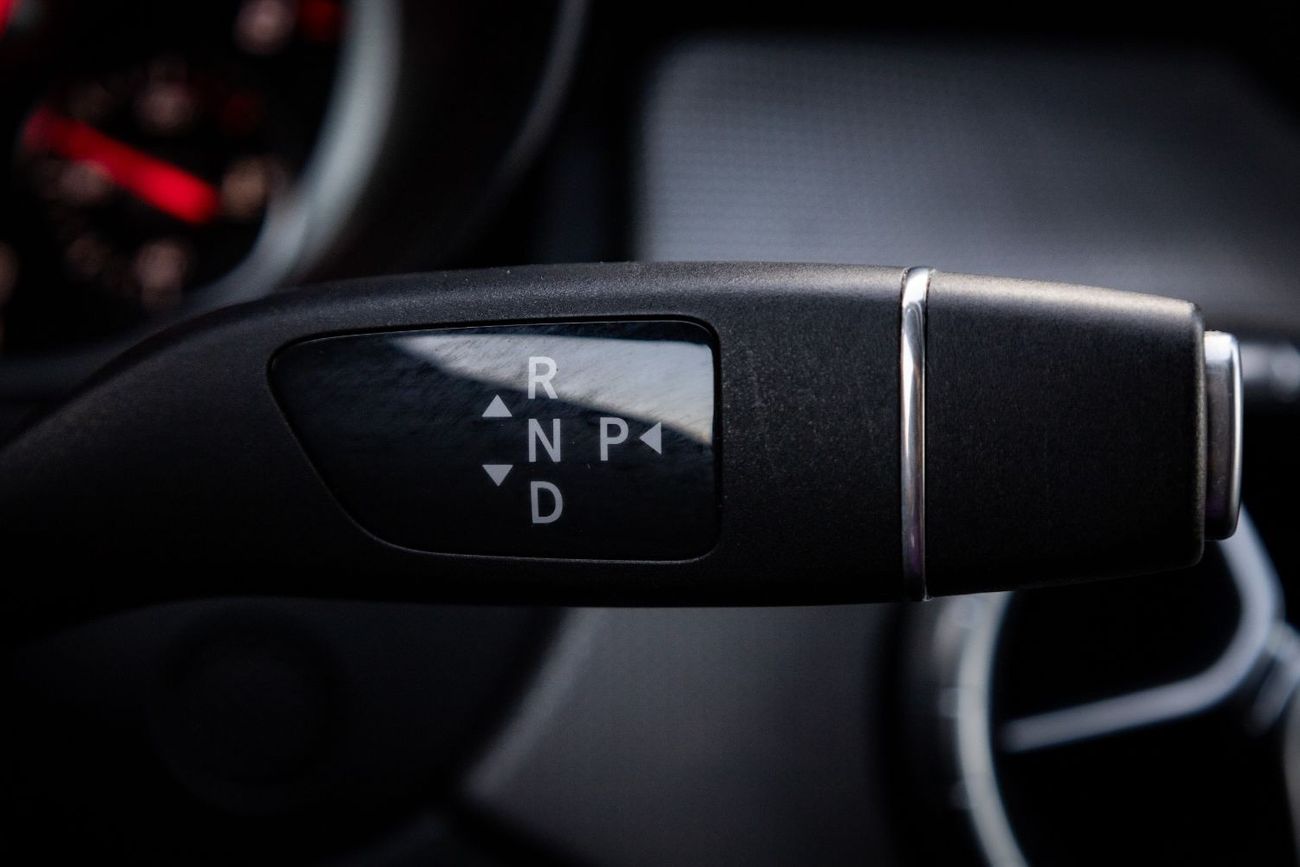 Mercedes-Benz CLA 200 Std 2.0L Mercedes-Benz CLA200 2019 GCC under Warranty with Flexible Down-Payment.