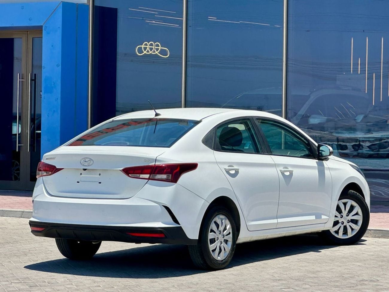 Hyundai Accent Comfort+ 1.6L 530-Monthly l GCC l Cruise, Camera, GPS l Accident Free