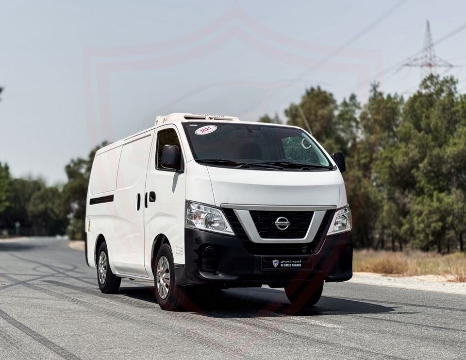 Nissan Urvan STD