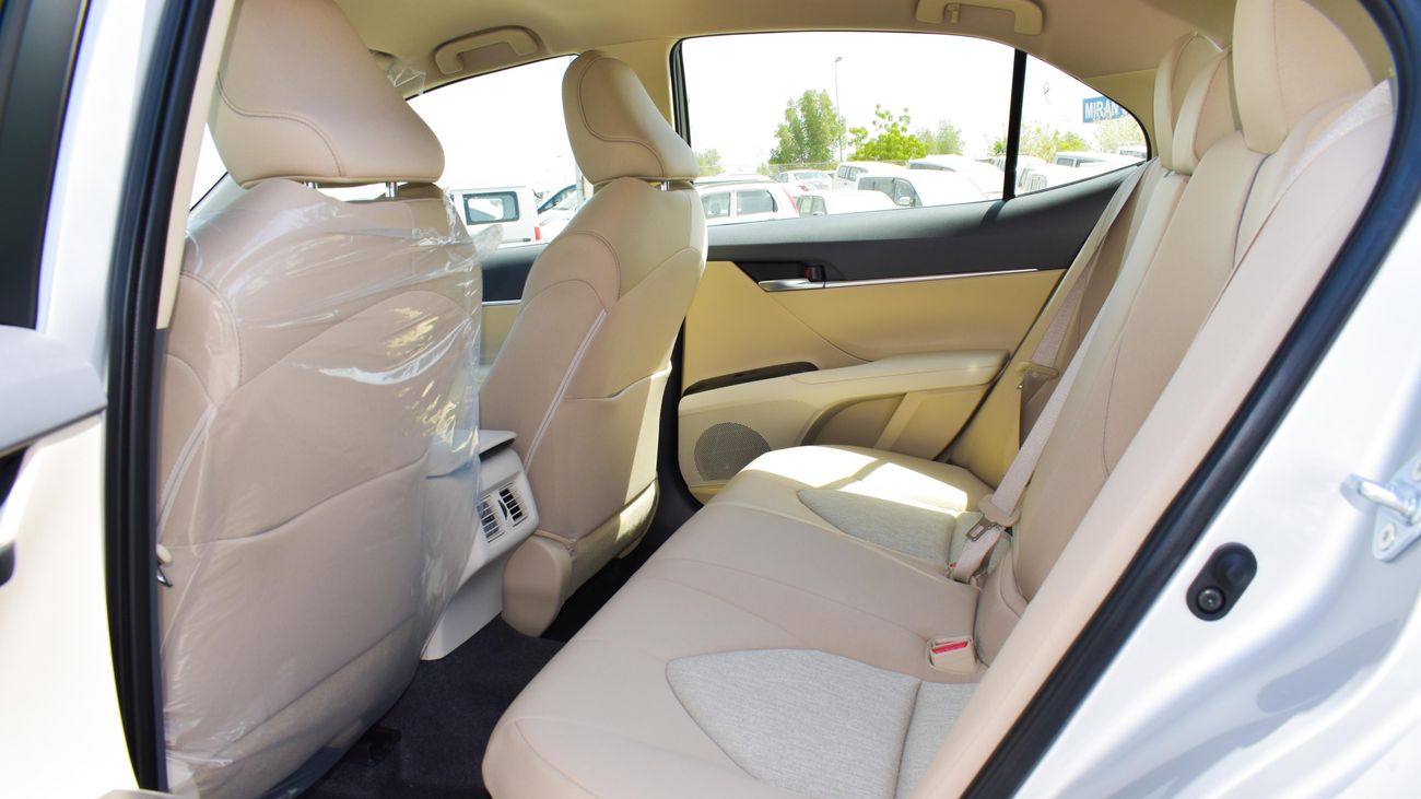 Toyota Camry LE | 2.5L | Hybrid | 2022 | For Export Only