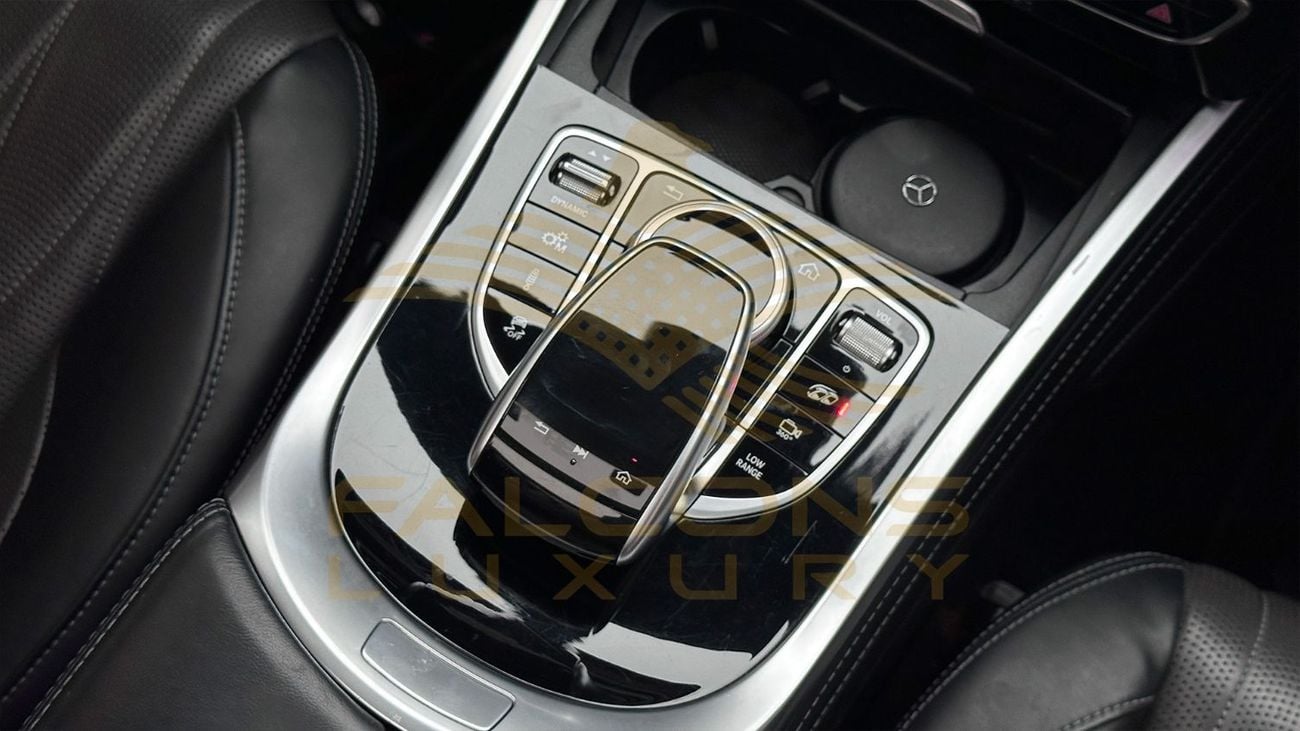 Mercedes Benz G63 AMG MANUFAKTUR EXCLUSIVE PLUS Mercedes-Benz G-Class 2021 G 63 AMG GCC Specs ORIGINAL PAINT
