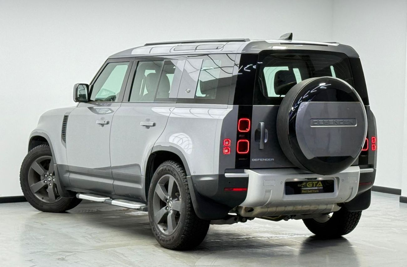 Land Rover Defender 2024 Land Rover Defender 110 SE P300, 2028 LR Warranty + Service Pack, Low Km, GCC