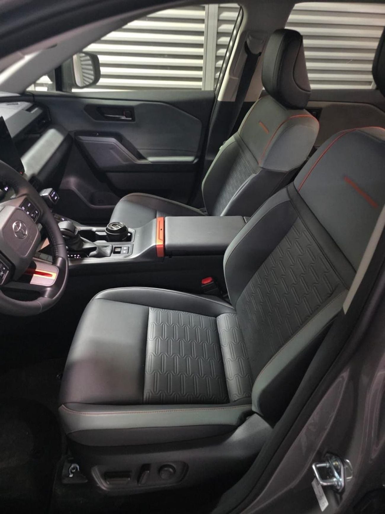 Toyota RAV4 ADVENTURE