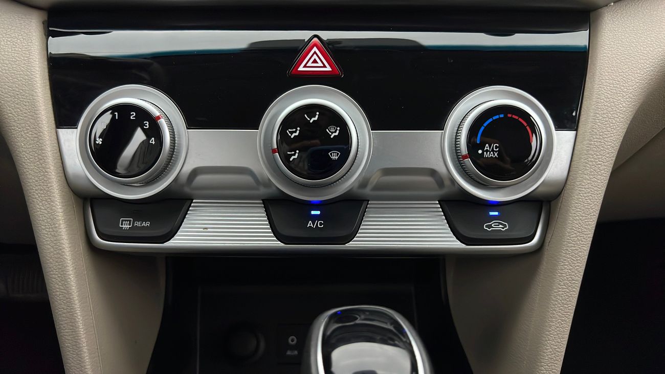 Hyundai Elantra 1600