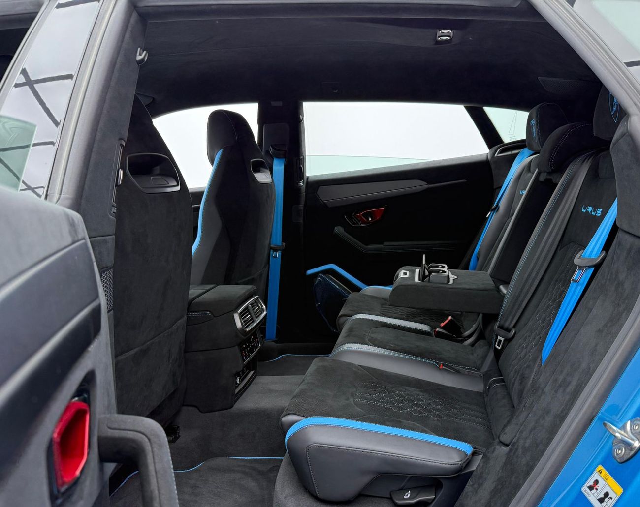 لامبورغيني اوروس 4.0T V8 Performante 2023 Lamborghini Urus Performante, Warranty, Carbon Fiber Package, Very Low Km, 