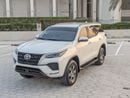 تويوتا فورتونر Toyota Fortuner 2021 white colour LHD Gcc specs 4x4 Petro engine