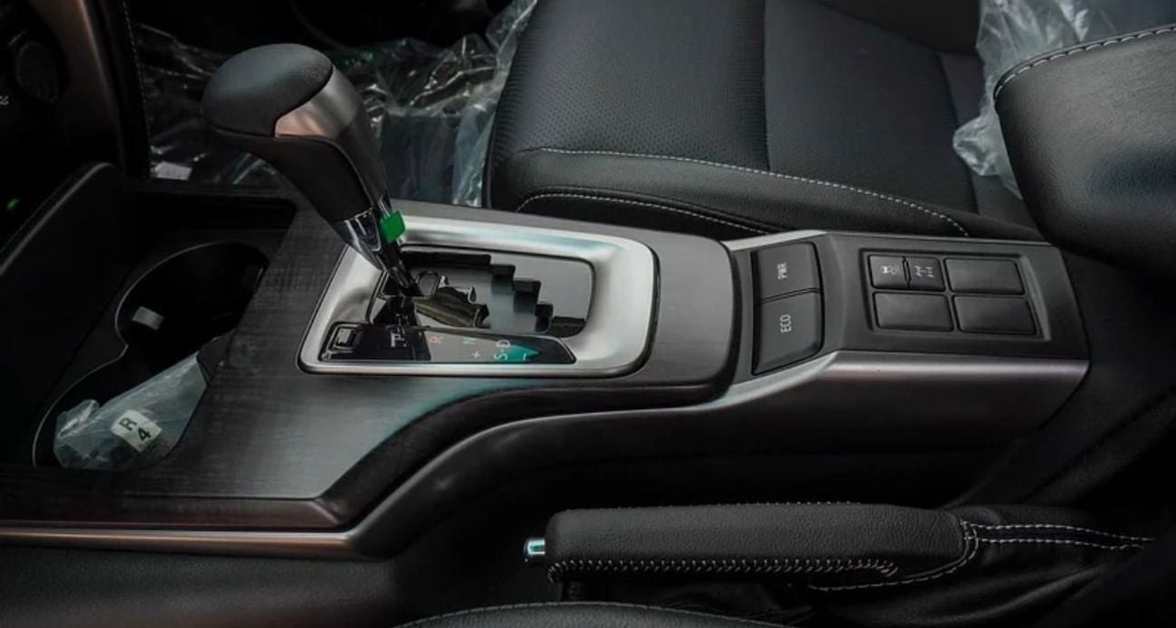 تويوتا فورتونر VXR 4.0L (278 HP)