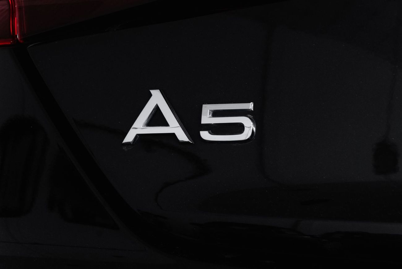 Audi A5 40TSFI Advanced