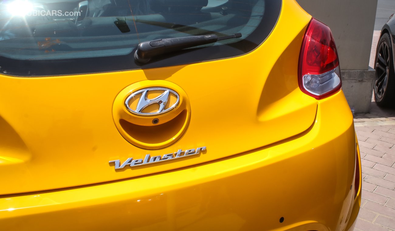 Hyundai Veloster