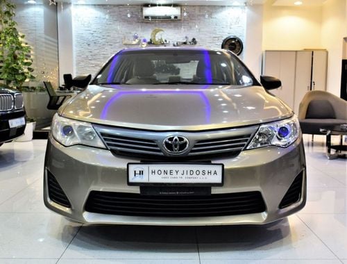 تويوتا كامري S 2013 Model!! in Gold Color! GCC Specs