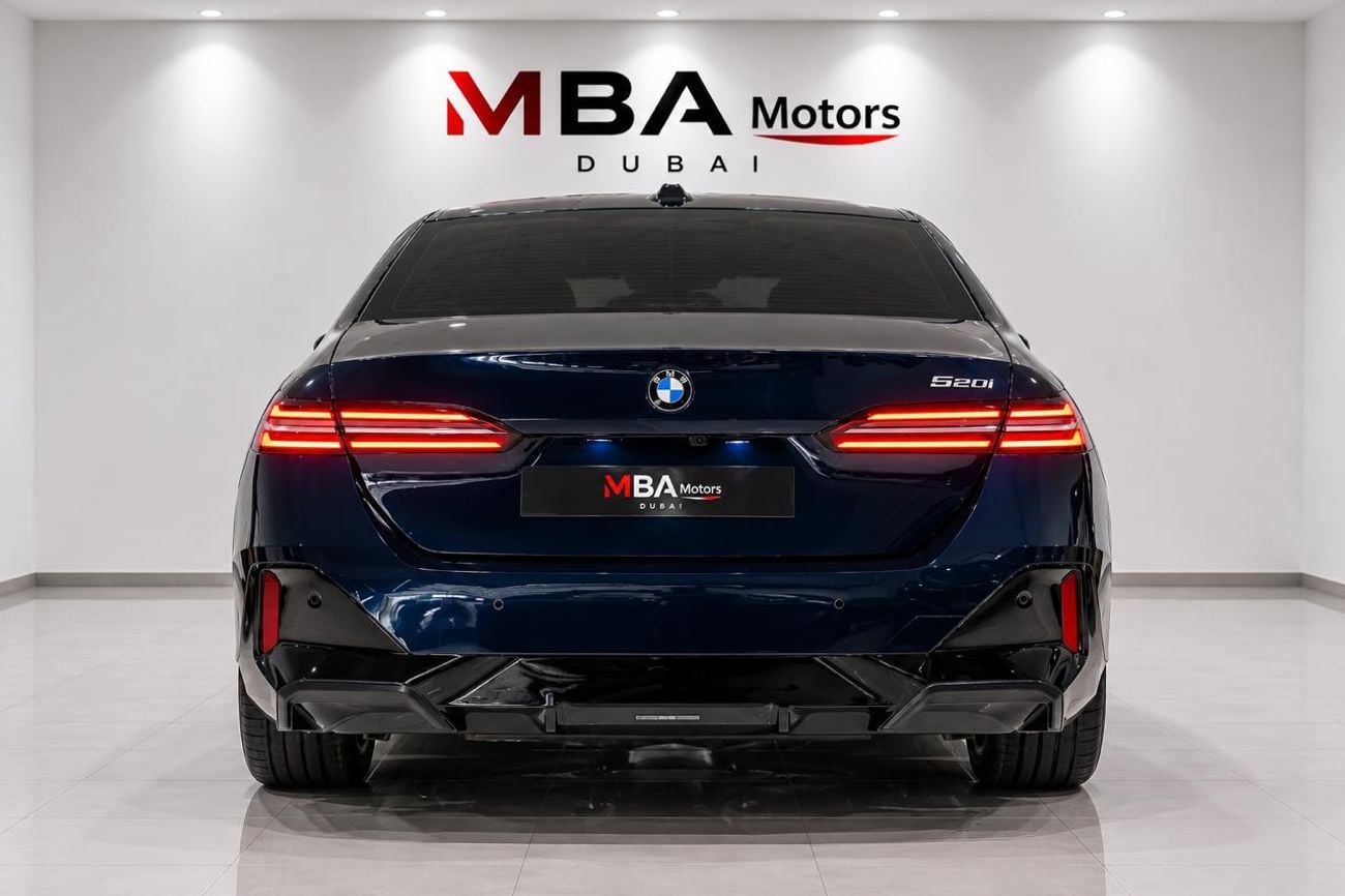 بي أم دبليو 520i 520I M SPORT TITANIUM
