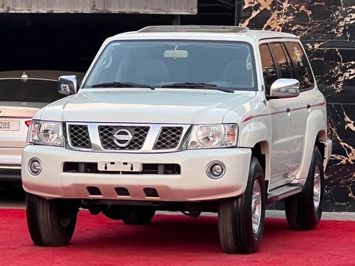 نيسان باترول سفاري Safari 4.8L A/T
