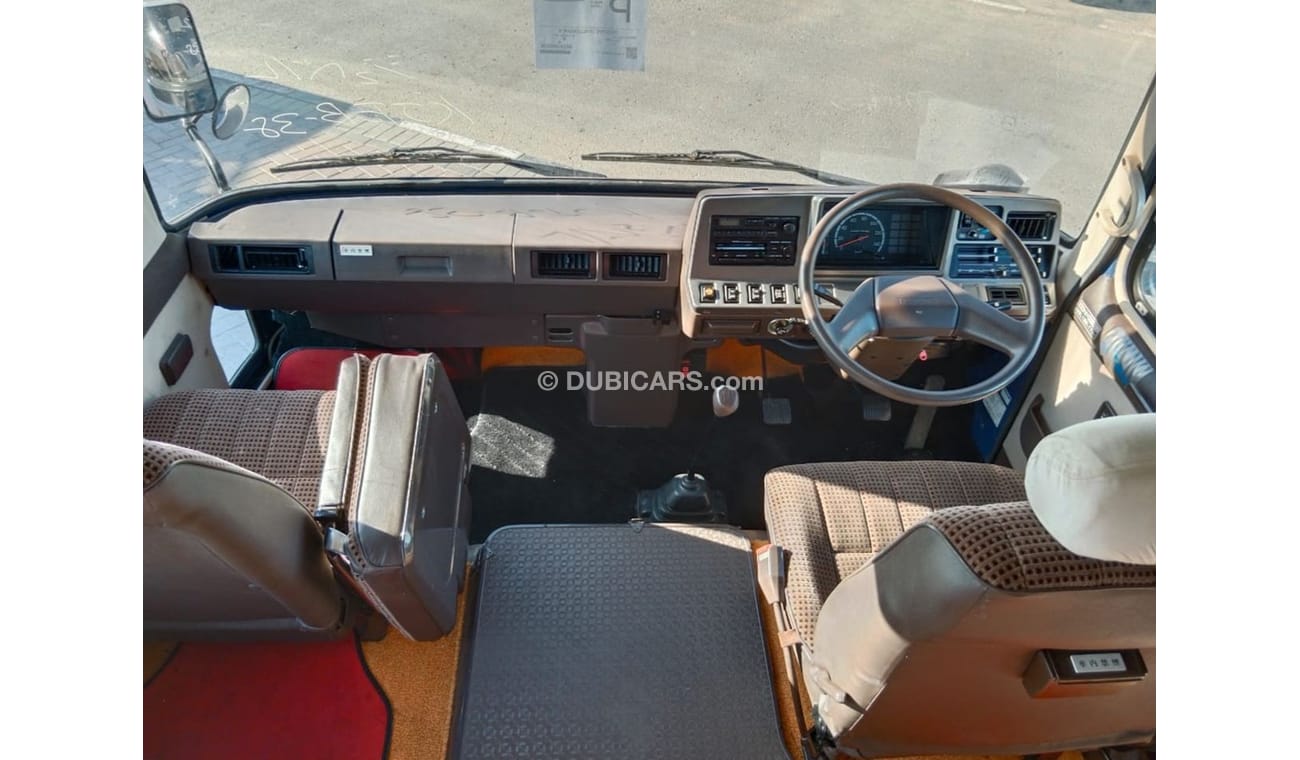 Toyota Coaster TOYOTA COASTER BUS RIGHT HAND DRIVE (PM1352)