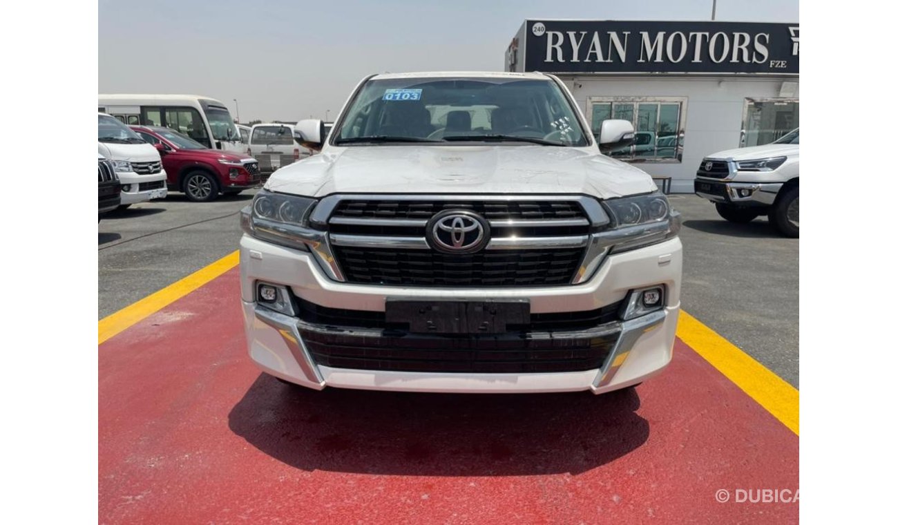 تويوتا لاند كروزر TOYOTA LAND CRUISER GXR 4.0L ، بنزين ، مع جلد داخلي ، مقعد كهربائي ، أبيض مع داخلي بني ، للتصدير فقط