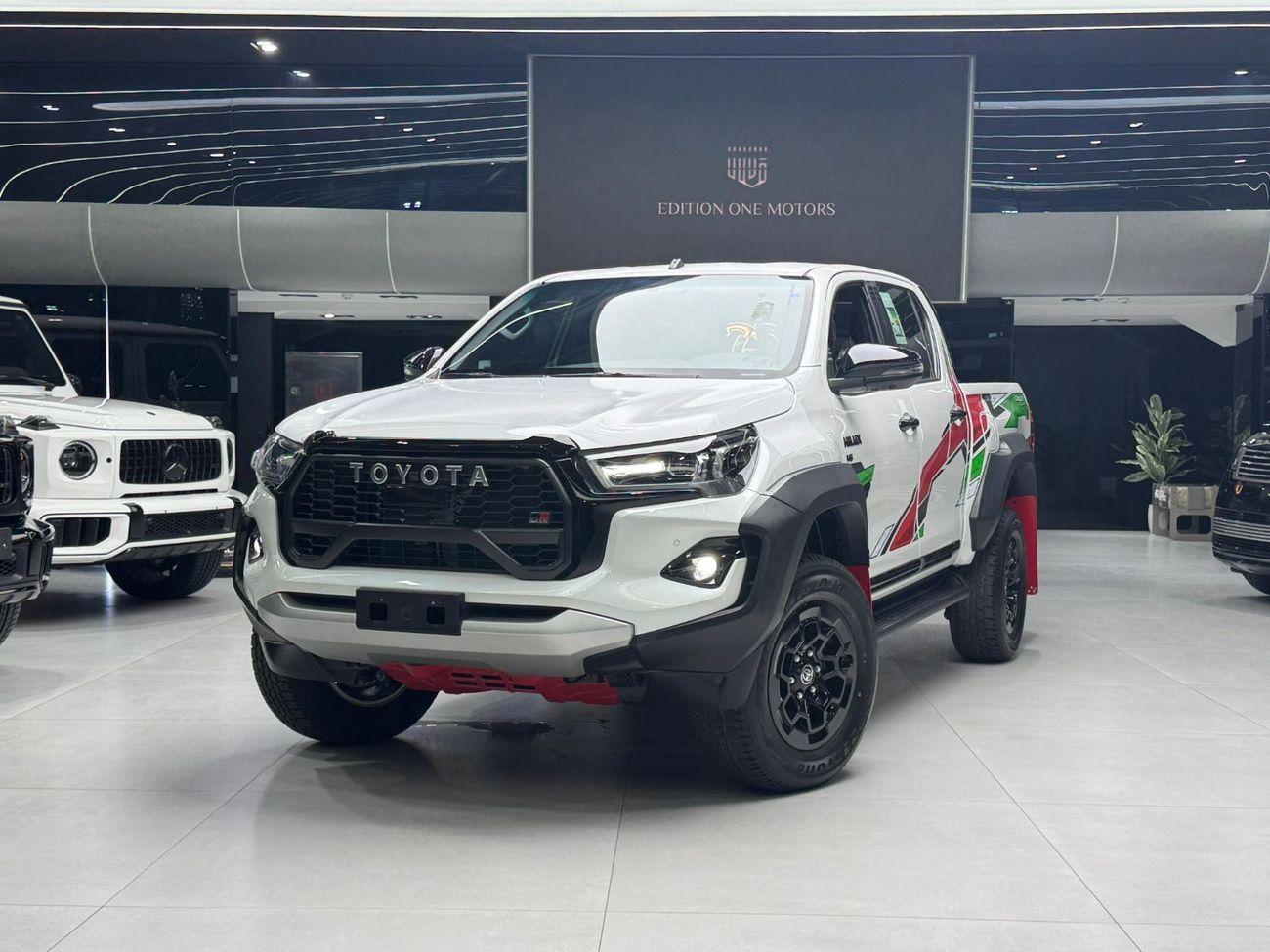 Toyota Hilux GR Sport 4.0L Hilux GR Sport - Saudi Specs 4.0L - 2025