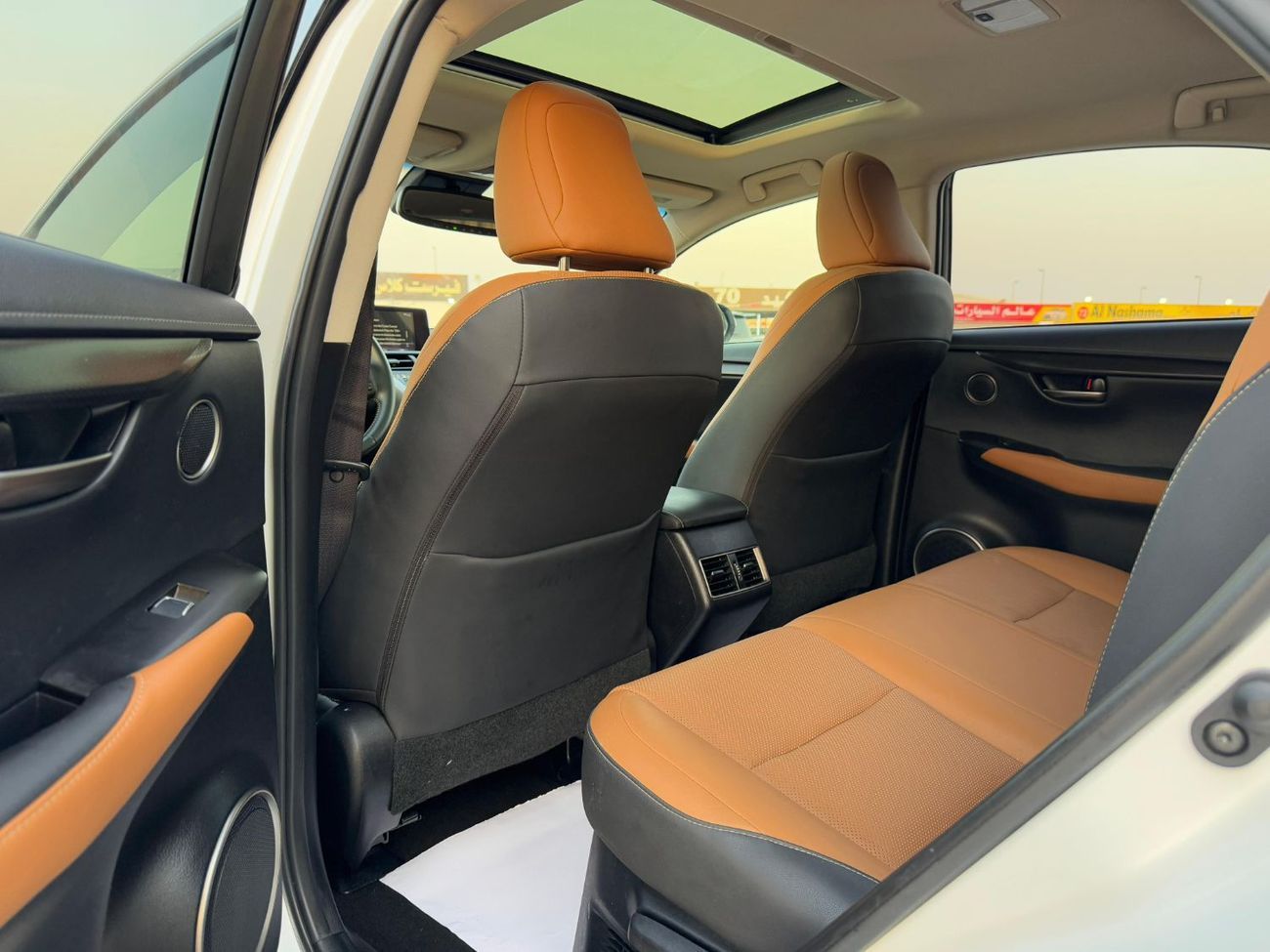 Lexus NX300 Lexus Nx300 2019 sunroof