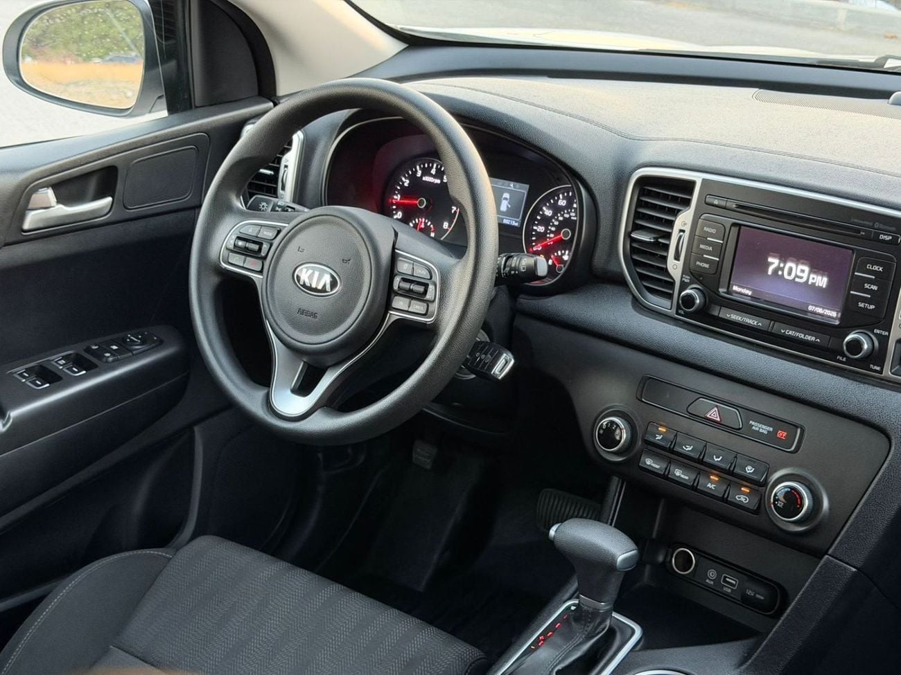 Kia Sportage LX
