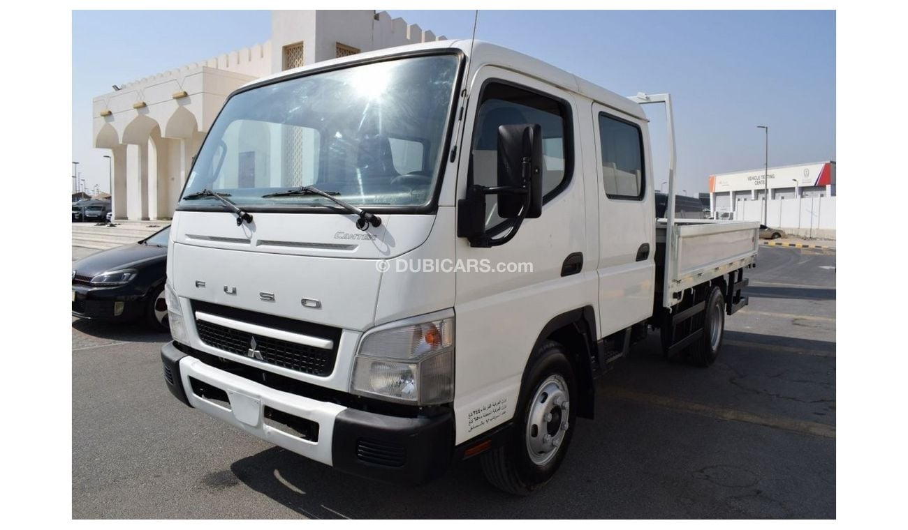 Mitsubishi Fuso Canter Mitsubishi Canter D/c Pick Up, model:2017. Free of accident with low mileage