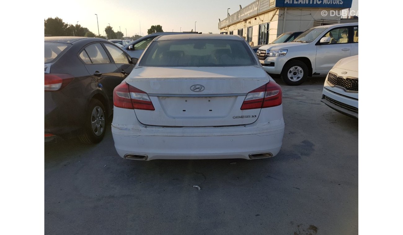 Hyundai Genesis 3.3