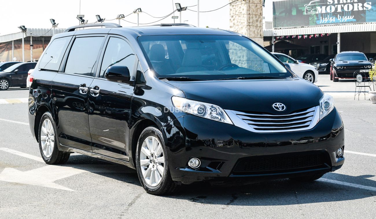 Used Toyota Sienna LIMITED IMPORT JAPAN 2012 for sale in Dubai - 398386