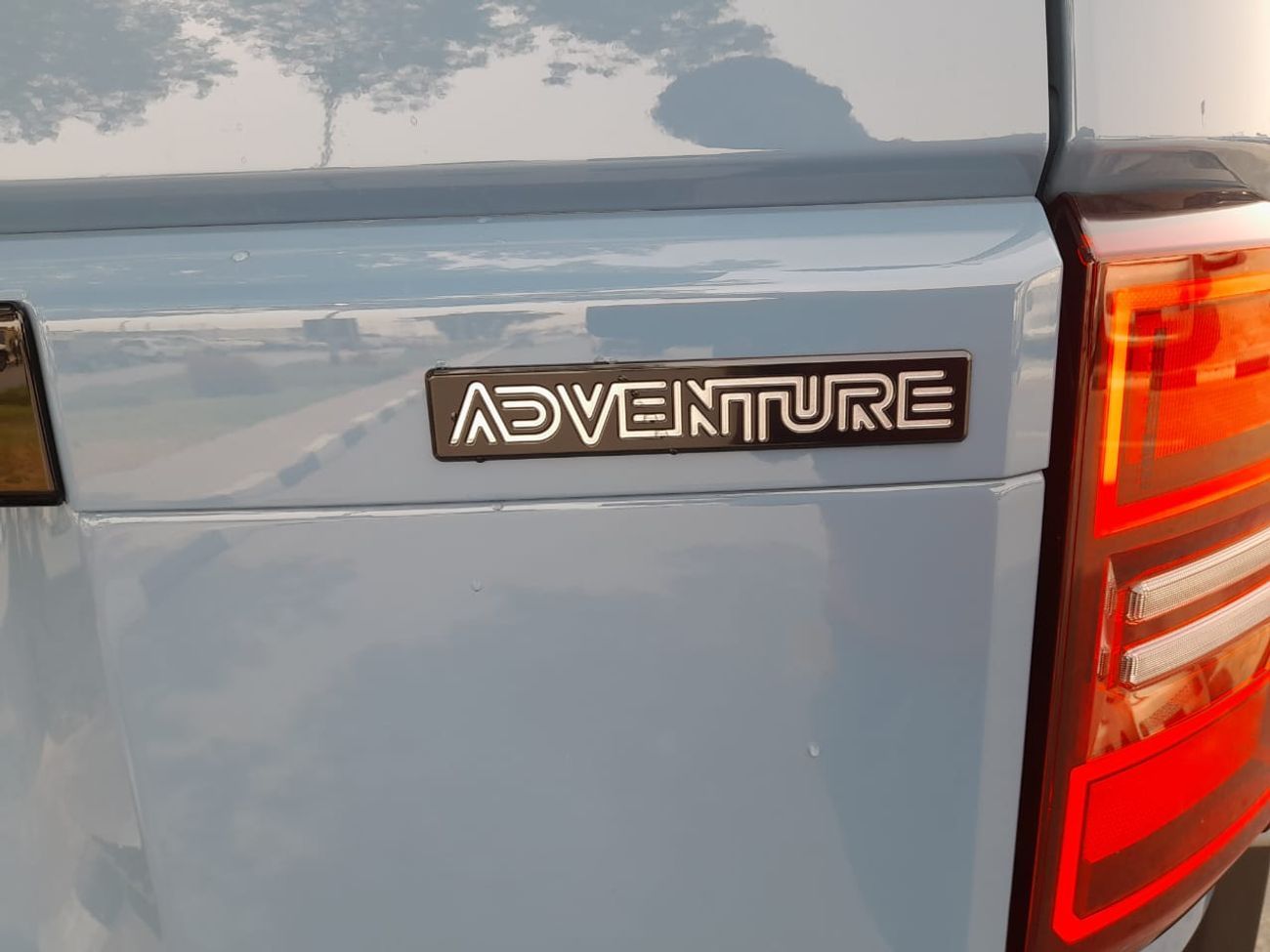 Toyota Prado Right-Hand drive Adventure plus diesel Auto two tone colour with 7 seater and coolbox