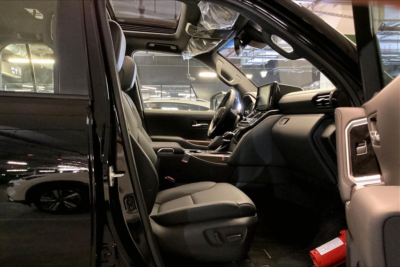 تويوتا لاند كروزر GXR | شامل الضمان | 0 ﺪﻔﻋﺓ ﺃﻮﻟﻯ