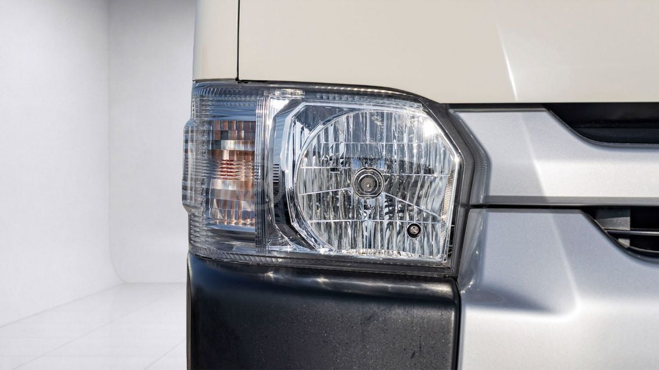 Toyota Hiace Toyota HiAce HR