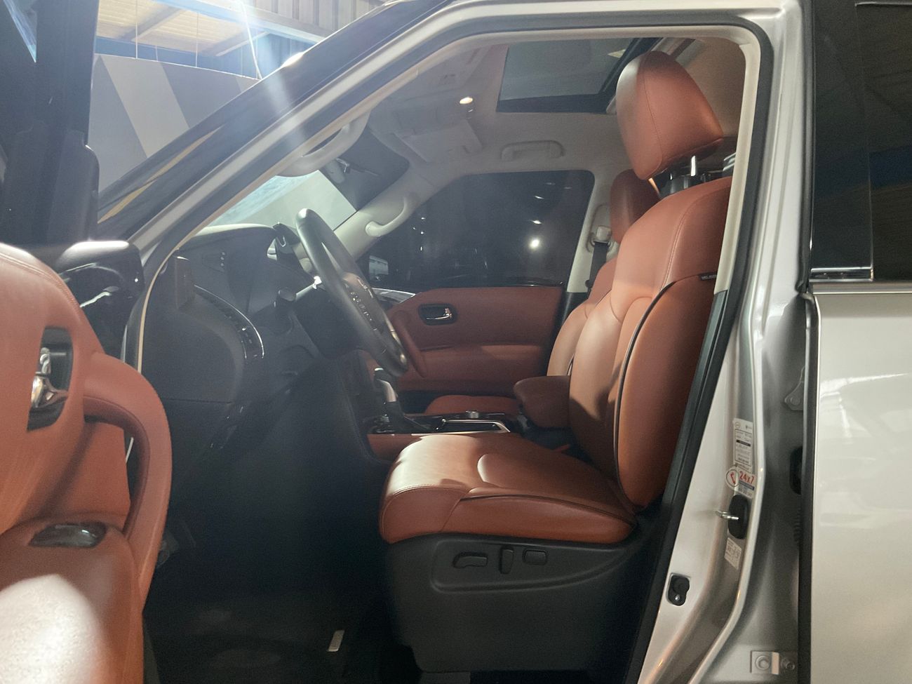 Nissan Patrol SE Titanium 4.0L SE Titanium | Guaranteed Warranty | 0 Down Payment