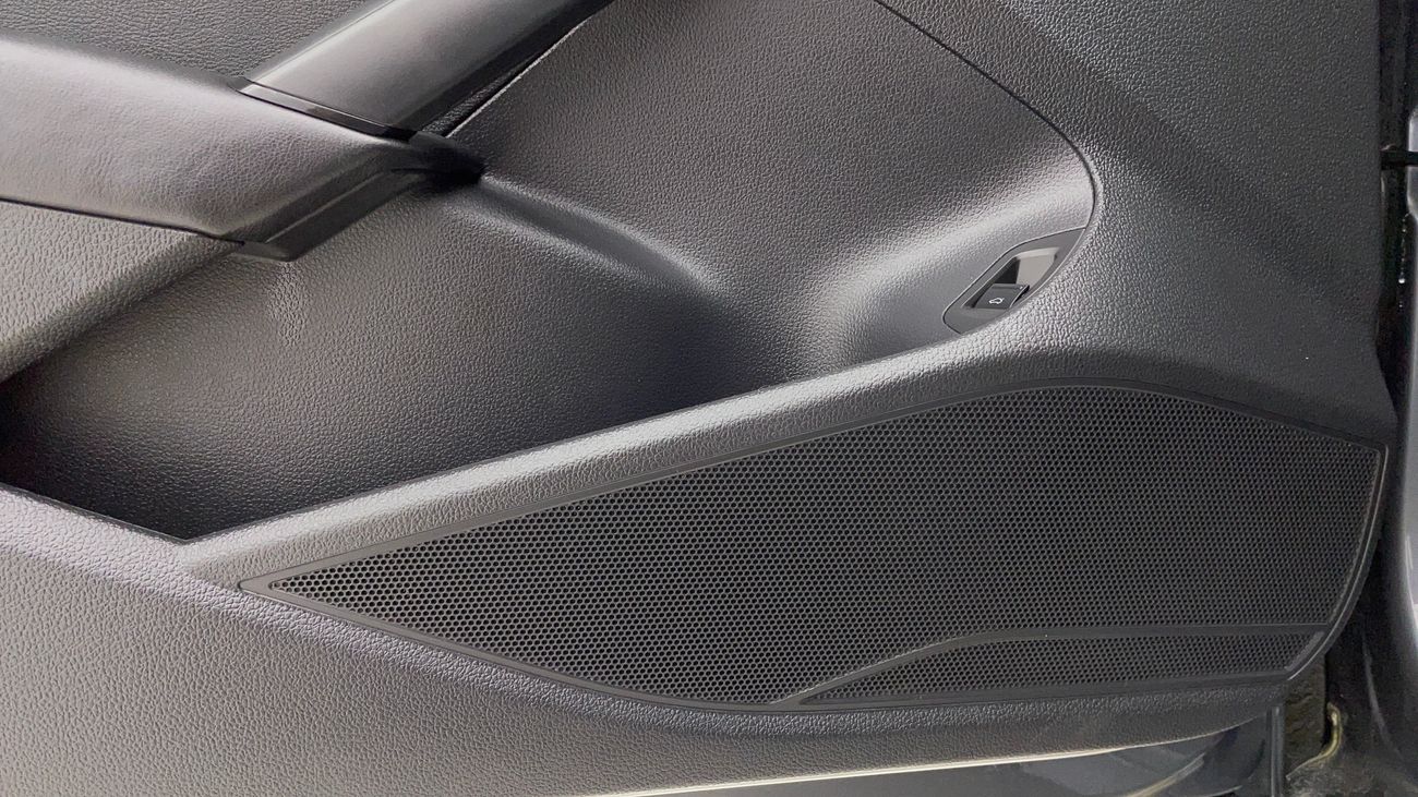 فولكس واجن باسات SE 2.5 | بدون دفعة مقدمة | اختبار قيادة مجاني للمنزل