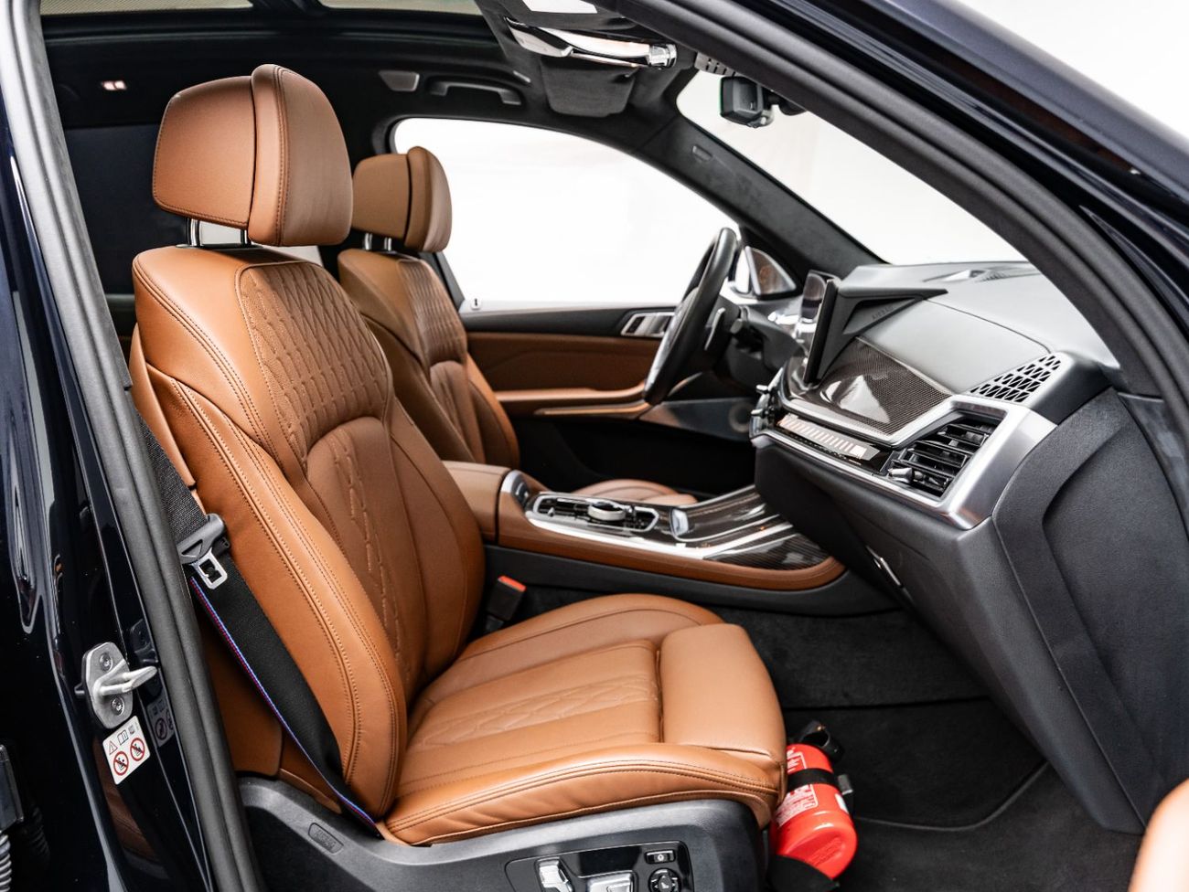 BMW X7 xDriveM60i (6 Seats) 2024 BMW X7 M60i, 4.4 TC V8, 4WD, 530bhp, 8 Speed Auto.