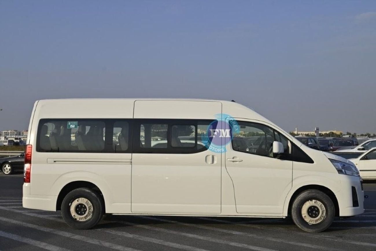 تويوتا هاياس Highroof 3.5L  Petrol 13 Seater Manual