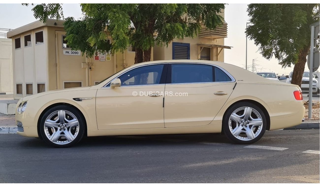 بنتلي كونتيننتال فلاينج سبر Mulliner W12 2014 | Full Service History | GCC