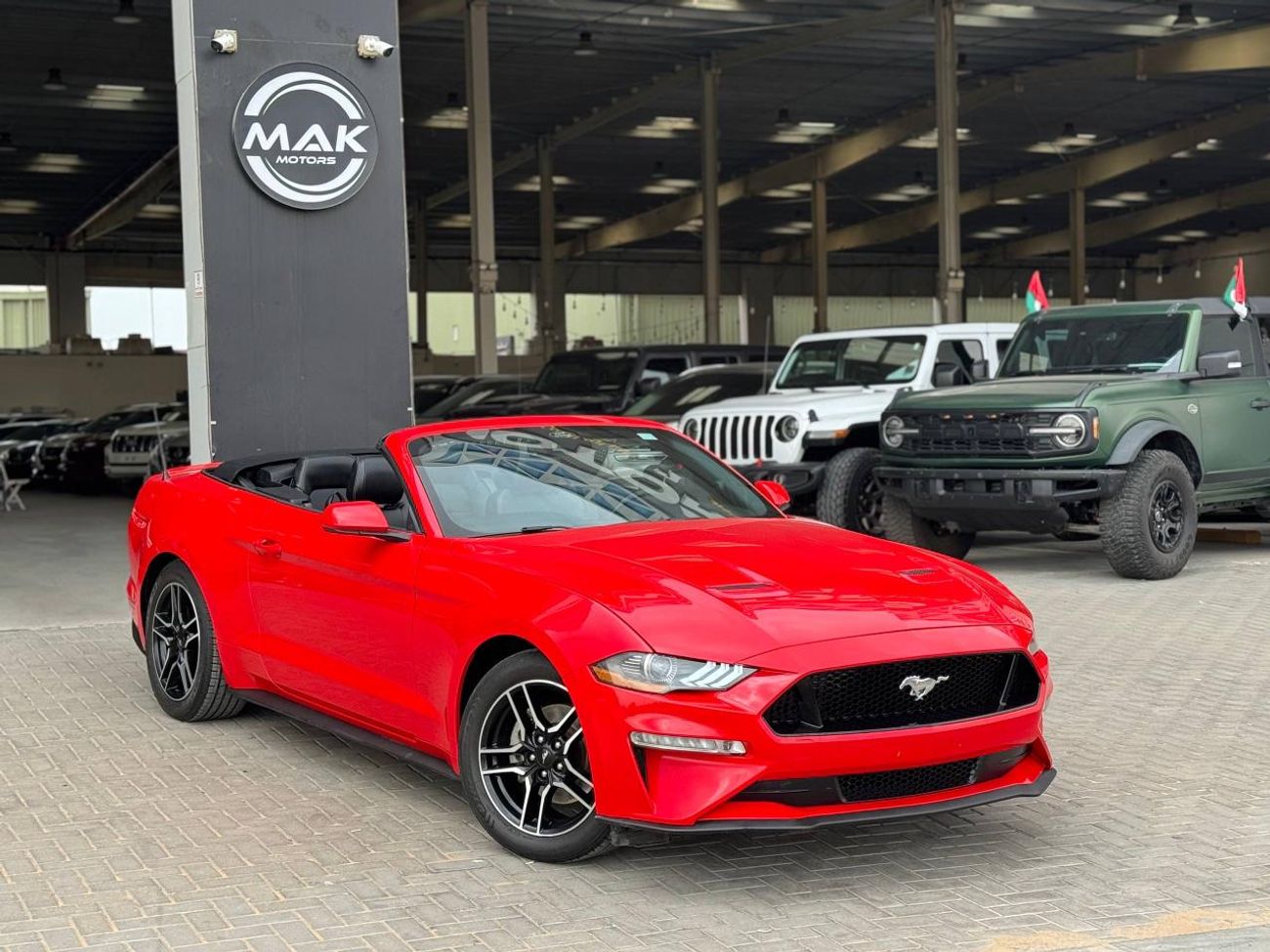 Ford Mustang EcoBoost / 2.3L V4 / BIG SCREEN / RADAR / BLIND SPOTS / REMOTE START / IN PERFECT CONDITION