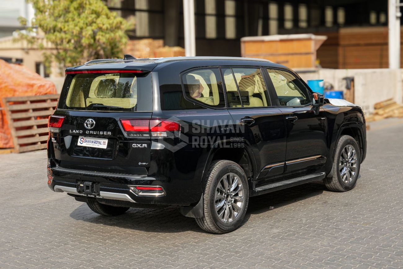 تويوتا لاند كروزر GXR LC300 FULL OPTION 3.5L HEV 457TT AT | 7-SEATS | JBL | SOFT DOOR CLOSING| 2026MY