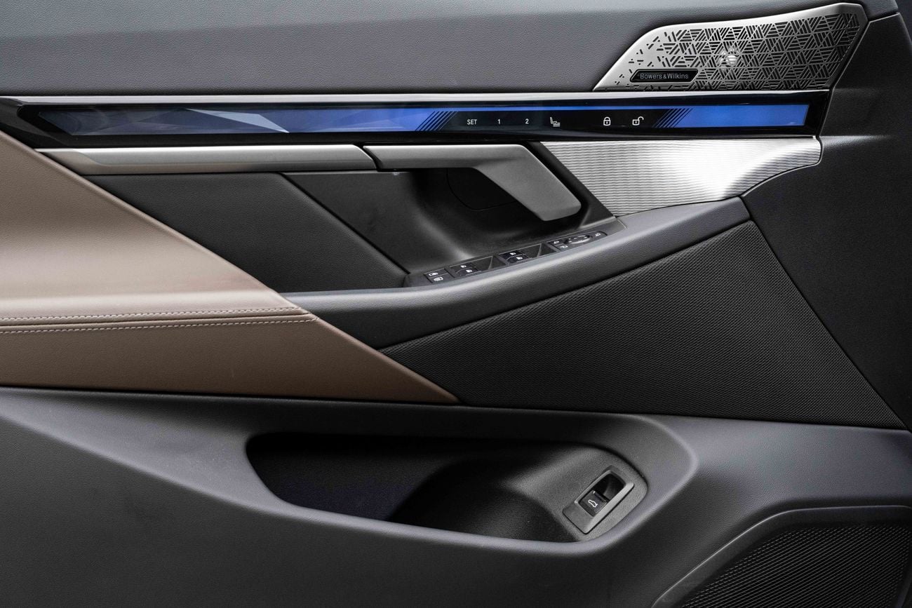 بي أم دبليو i5 i5 M40 | 4,093 P.M | 0% Downpayment | BMW i5 | Agency Warranty