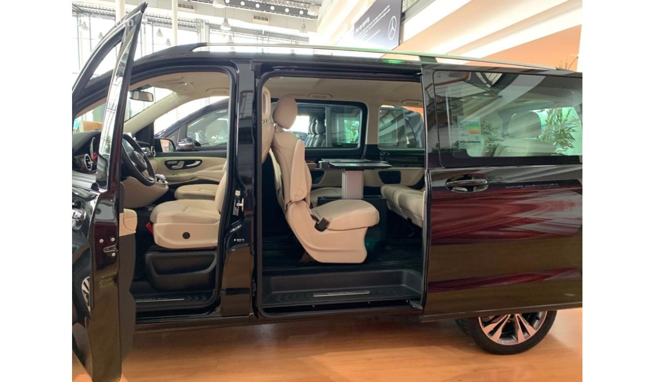 مرسيدس بنز V 250