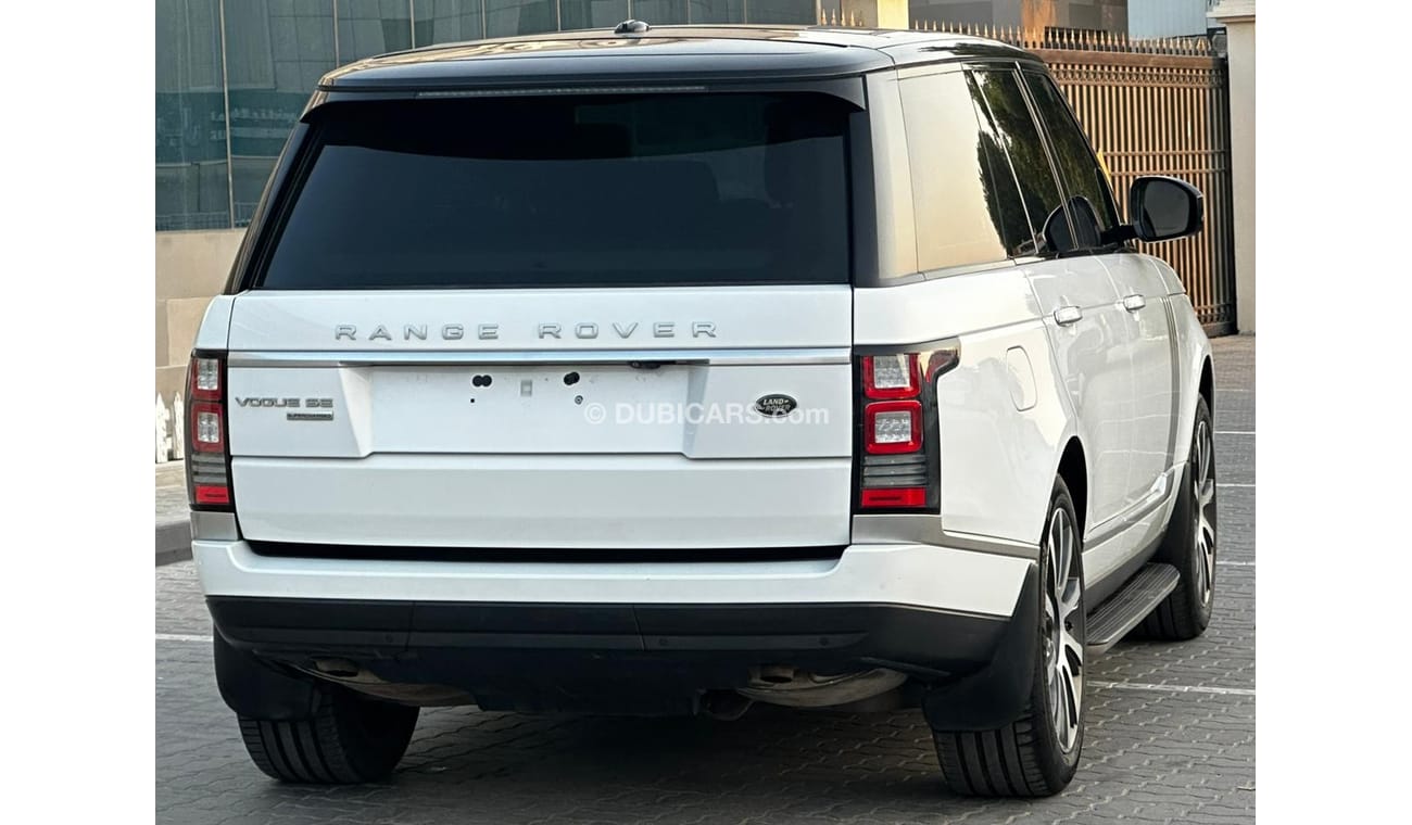 Land Rover Range Rover Range Rover VOGUE V8 2016  Price 120.000 dirhams Mileage 96.000 km  Gulf specifications,  full optio