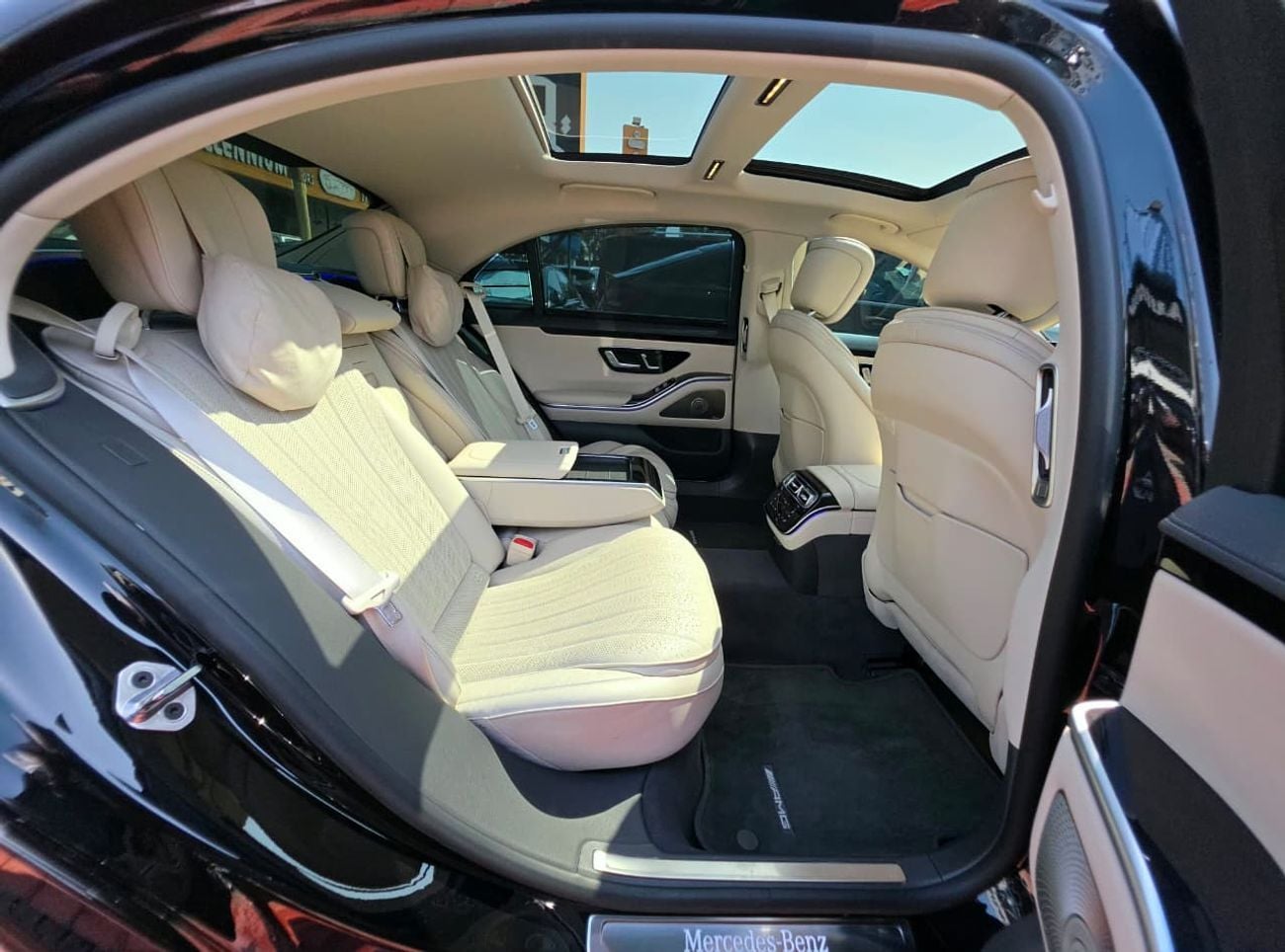 مرسيدس بنز S 500 AMG Warranty & Service 2023 GCC